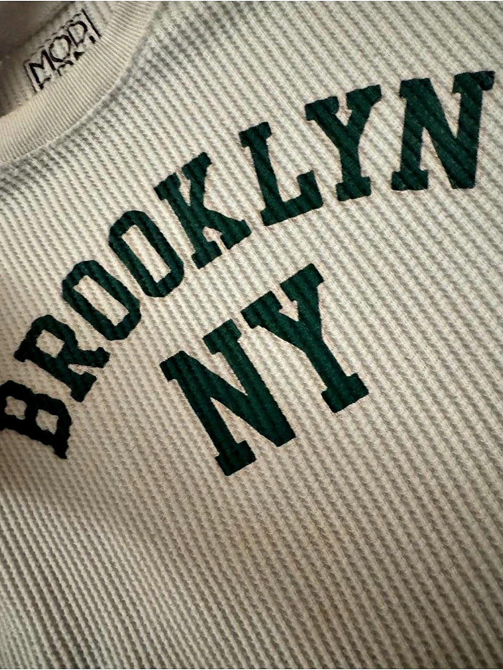 Modern Lux Brooklyn NY Thermal Long Sleeve Top Size Small - Picture 7 of 7